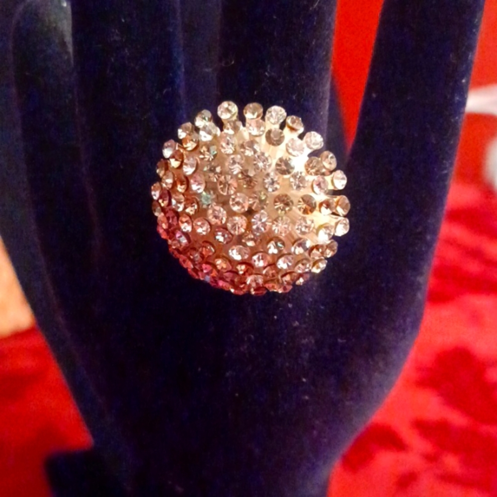 Silver and clear crystal stone cocktail ring